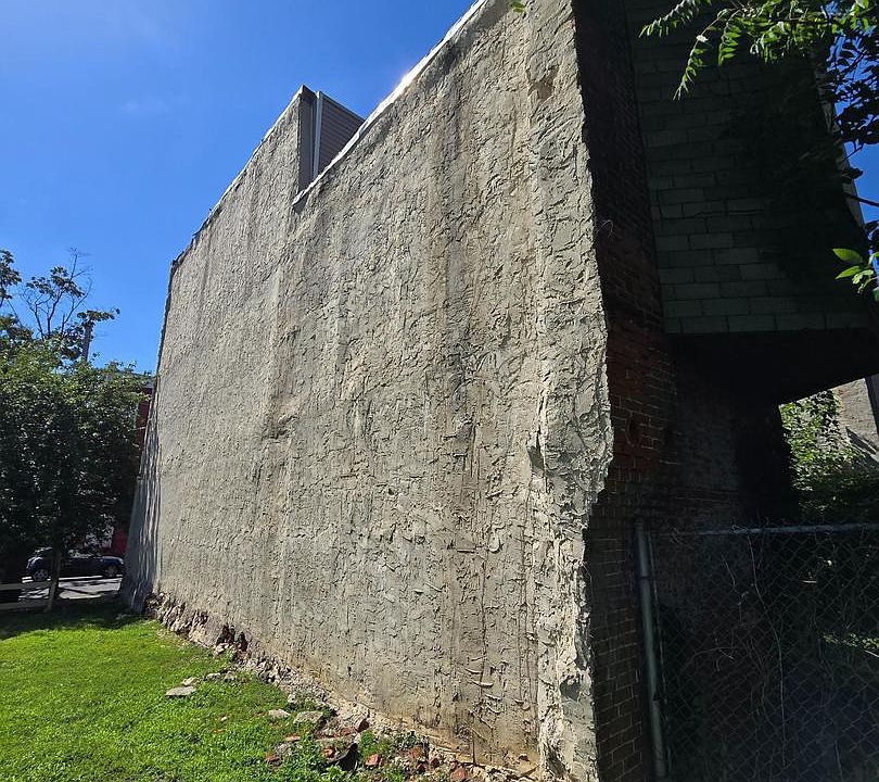 2nd image of 2431 N 19th St