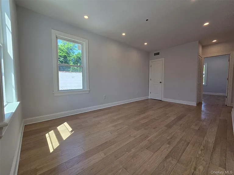 965 Main St #2 — Photo 5