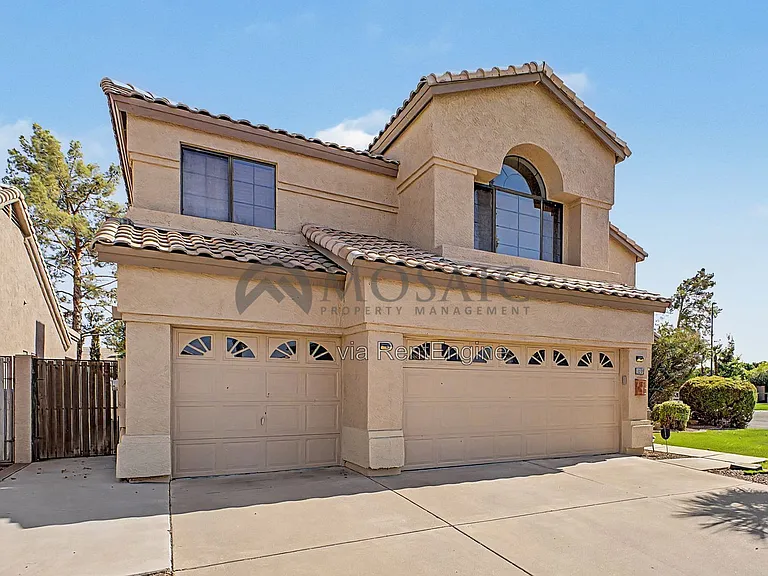1819 E Cascade Dr — Photo 4