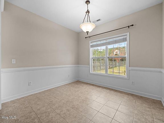 4th image of 239 Silver Hills Dr