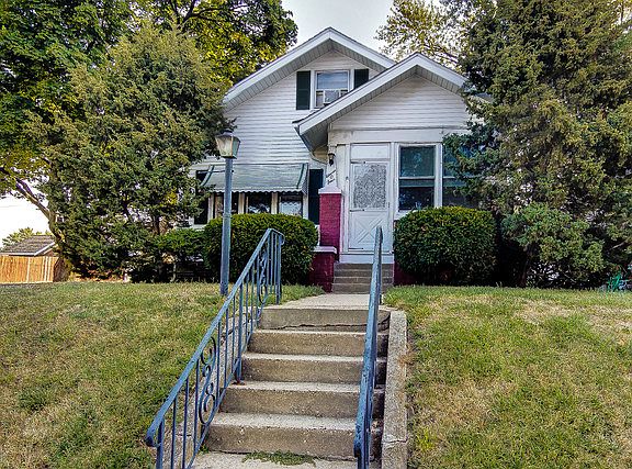 2nd image of 1104 19th St