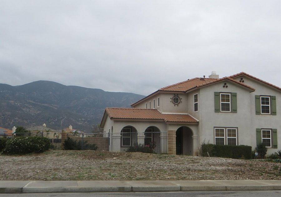 2nd image of 5527 N Valles Dr