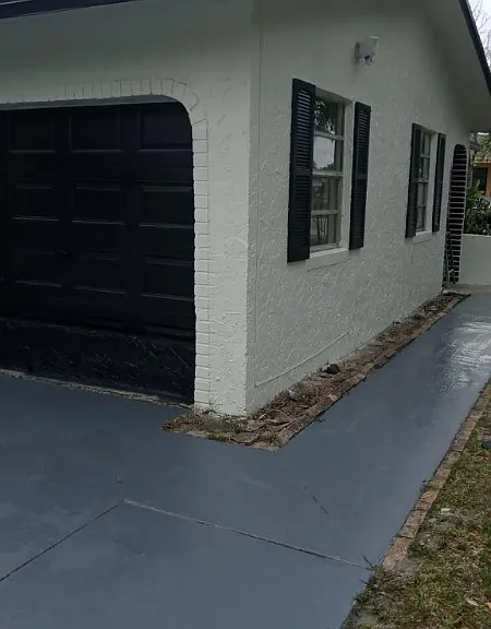 671 SW 28th Way — Photo 2