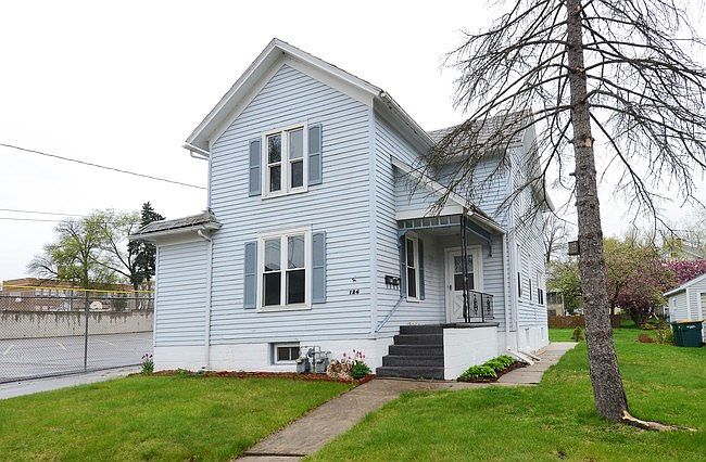 1st image of 124 E South St