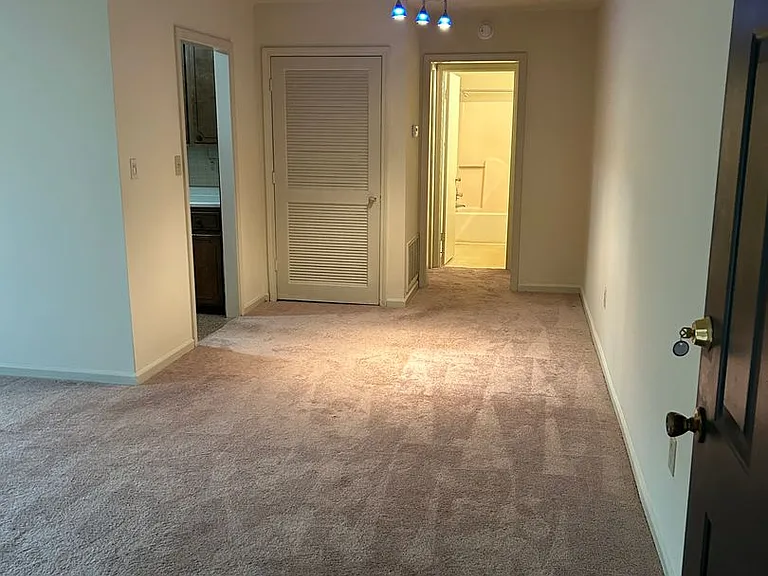 297 Peabody St #4 — Photo 3