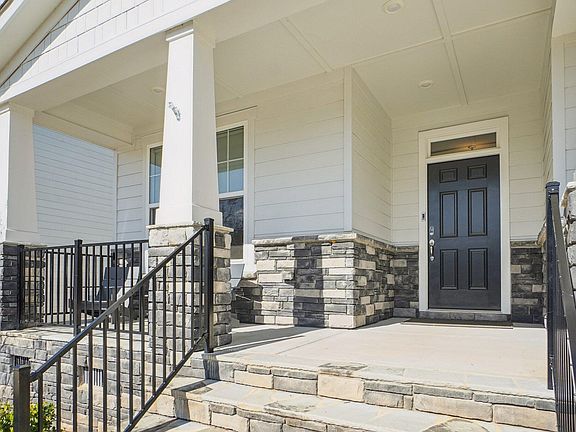 2nd image of 348 Abbot Pl