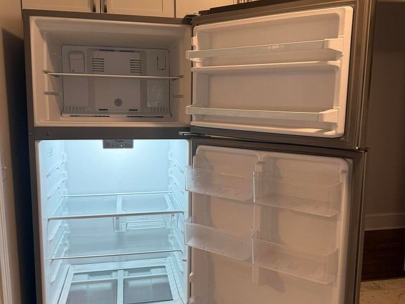 5th image of 52 Wilson St