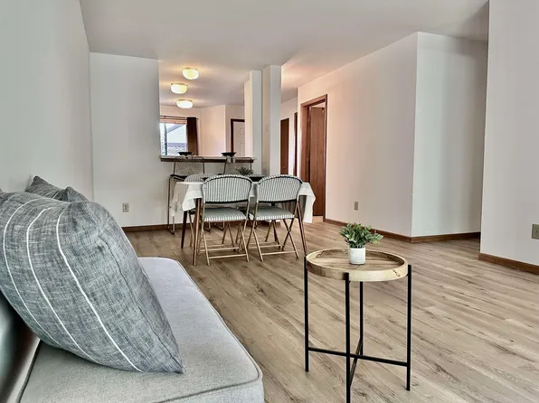 1008 N Sunnyvale Ln Unit D, Madison, WI 53713