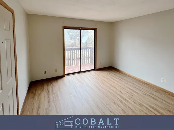 1012 Fremont St APT 3, Manhattan, KS 66502