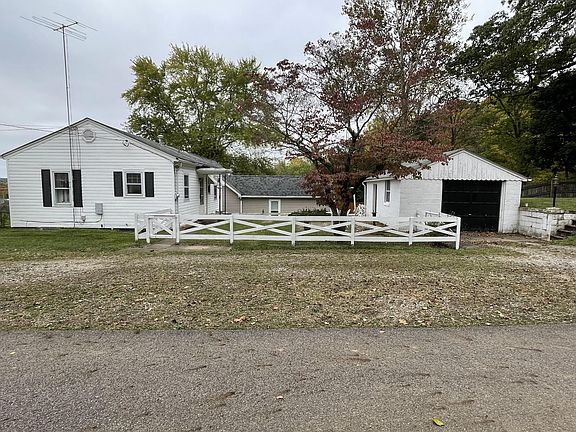 2nd image of 947 Fay Ave