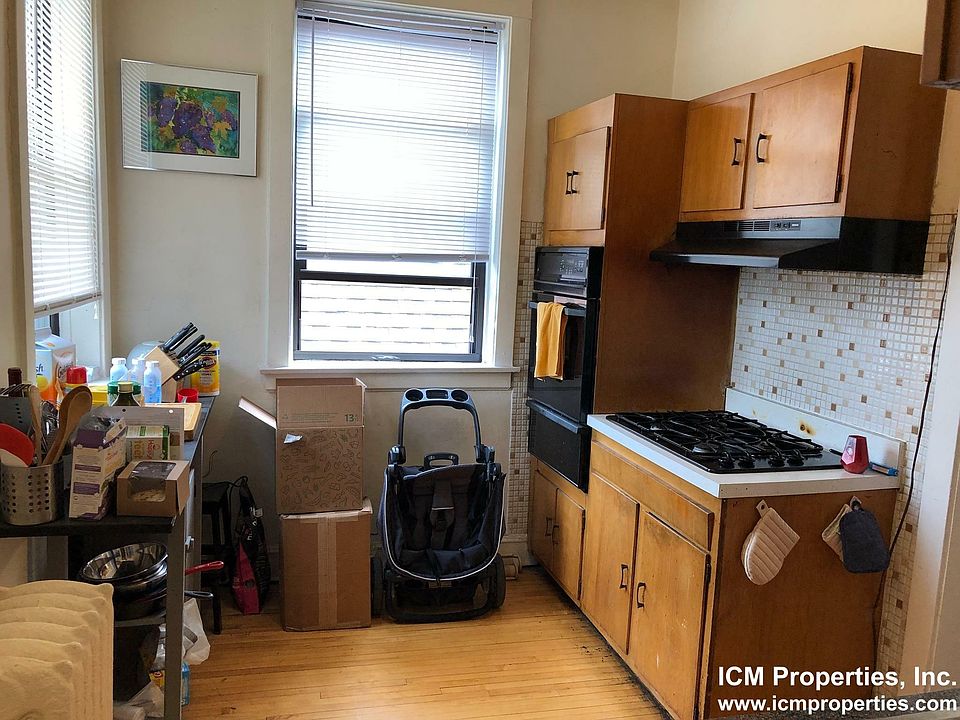 1st image of 4951 N Oakley Ave #2B