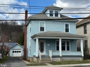 919 W 4th St, Lewistown, PA 17044
