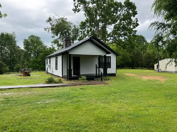 7427 Carthage Hwy, Lebanon, TN 37087