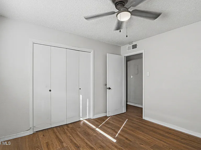 7129 Orizaba Ave — Photo 18
