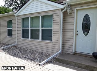 402 Wolfe Ave, Montevideo, MN 56265