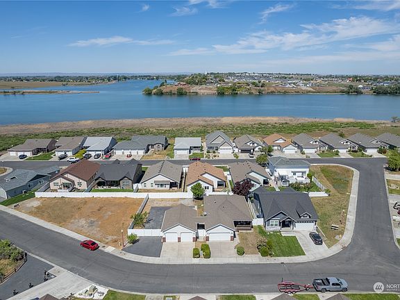 4th image of 1300 W Marina Drive #34