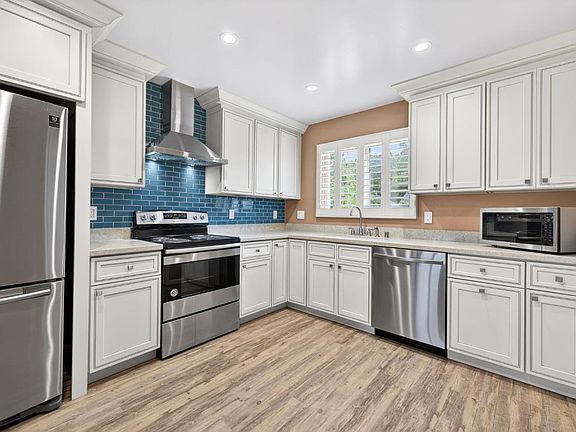 3rd image of 506 Juilliard Park Drive