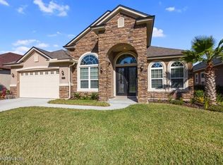 398 Cloisterbane Dr, Saint Johns, FL 32259