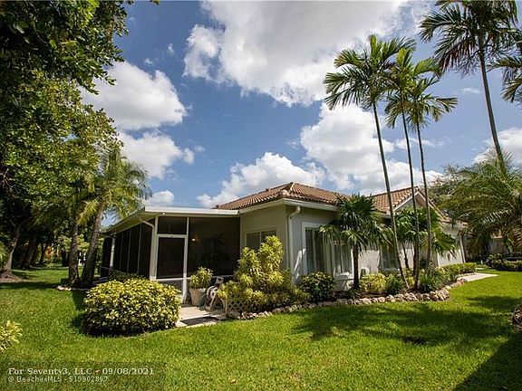 2nd image of 1267 SW 48th Ter #1267