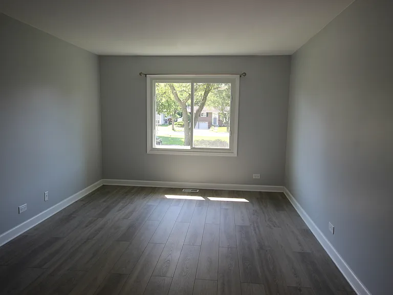 3018 Roberts Dr #8 — Photo 10