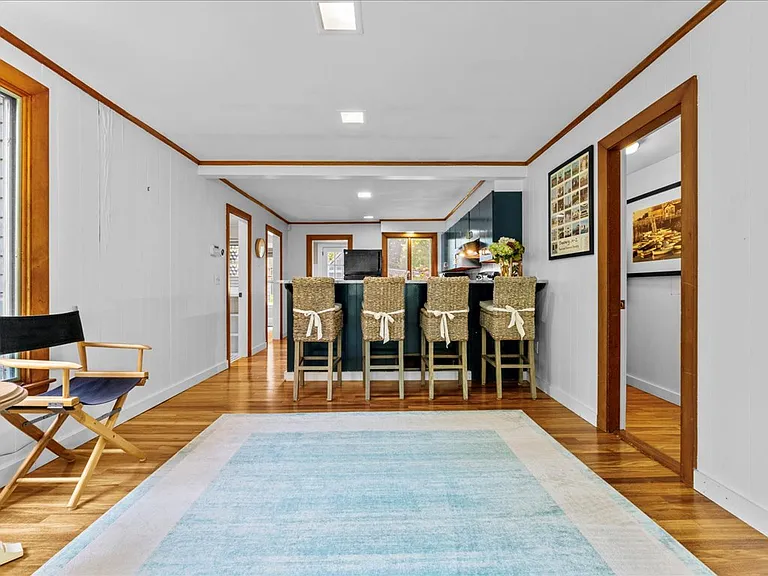 44 Stetson Pl — Photo 19