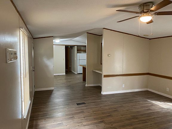 3rd image of 8555 Sugar Pine Pl