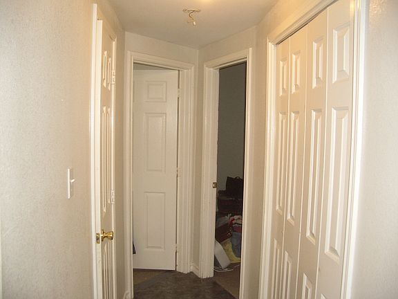 Hallway (1st Floor)