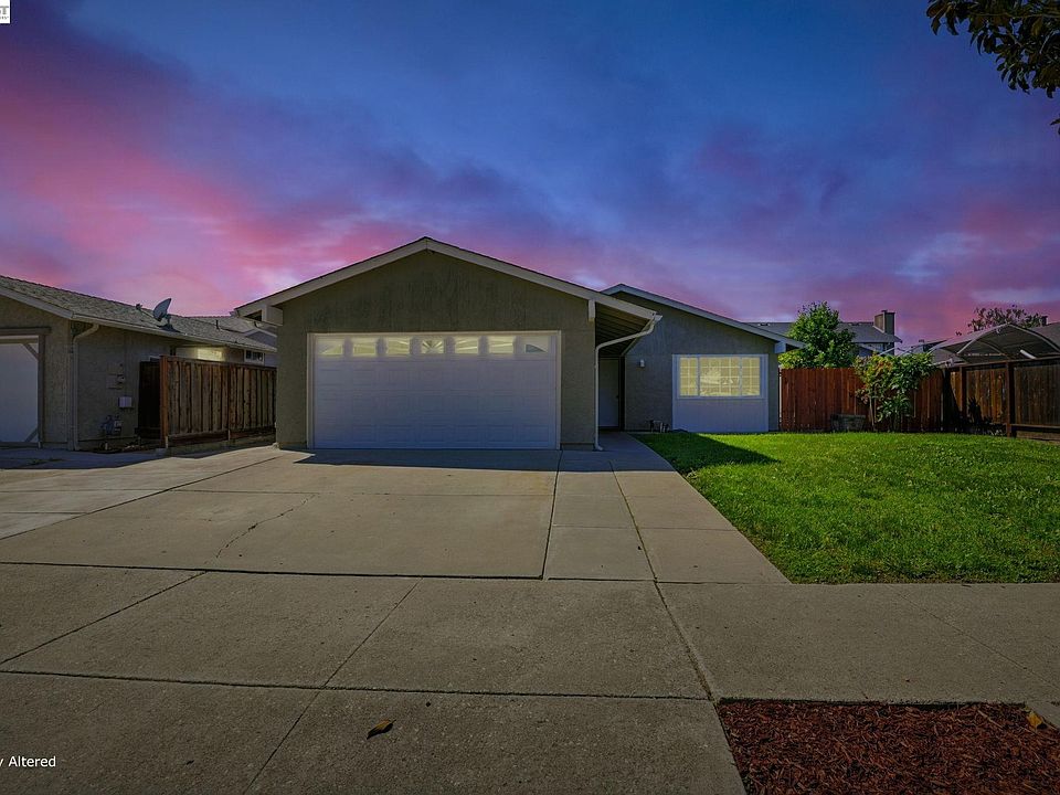 1st image of 40 Gonzalez Dr