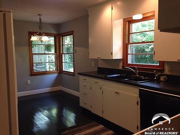 Eat in kitchen