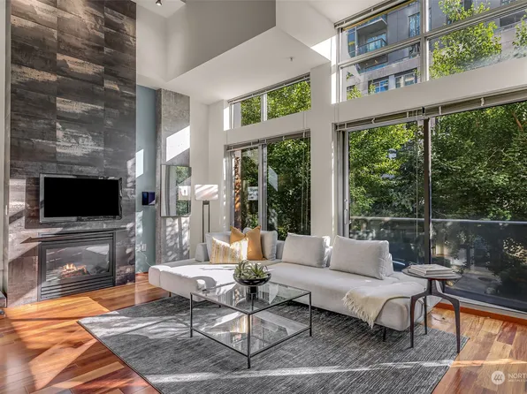 900 Lenora Street #102, Seattle, WA 98121