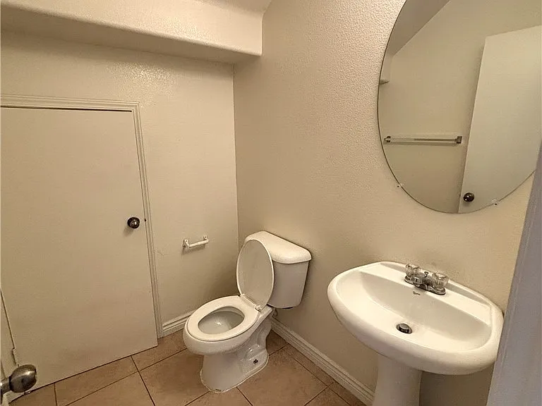 9730 Villa Lorena Ave — Photo 10