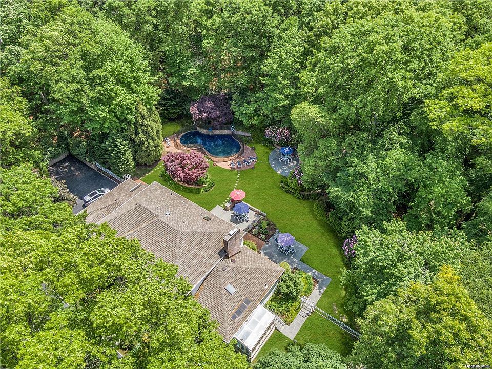 1st image of 6 Sherwood Gate