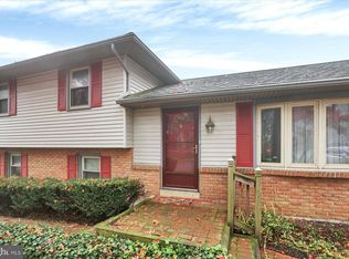 3270 Horizon Dr, Lancaster, PA 17601