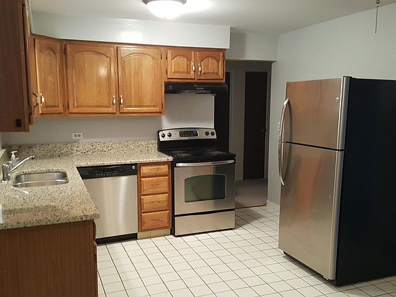 2nd image of 415 W Miner St Unit U1