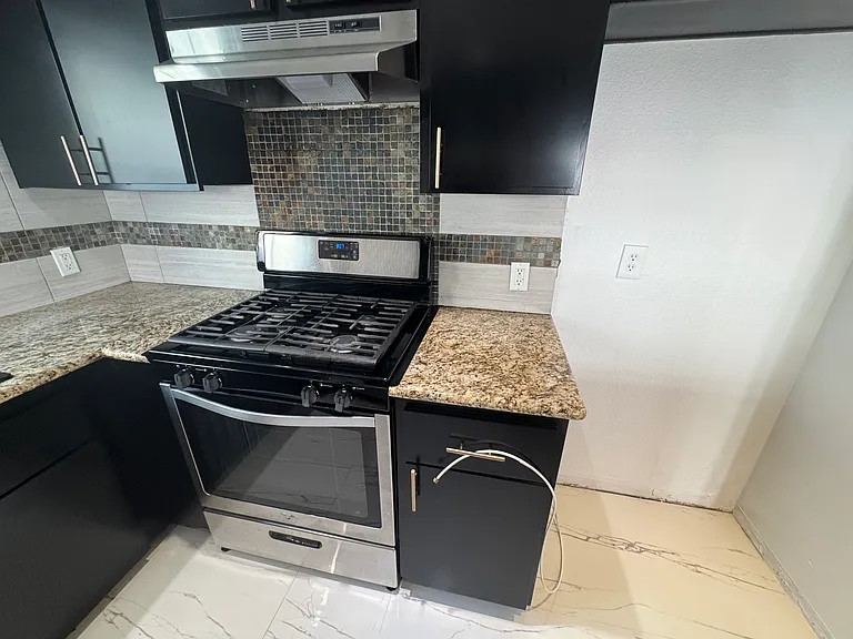 8127 Comolette Ave #1 — Photo 10