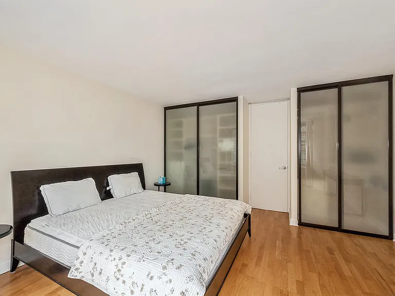 535 N Michigan Ave #1508 — Photo 11
