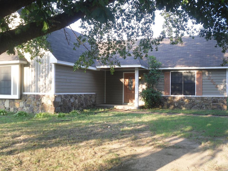 1st image of 2666 Lakeside Dr