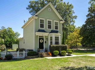 141 Raleigh St, Holly Springs, NC 27540