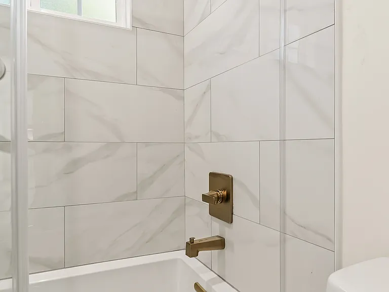9716 Felton Ave — Photo 16