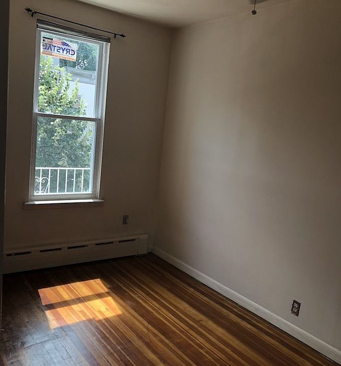 2nd image of 3278 38th St APT 2