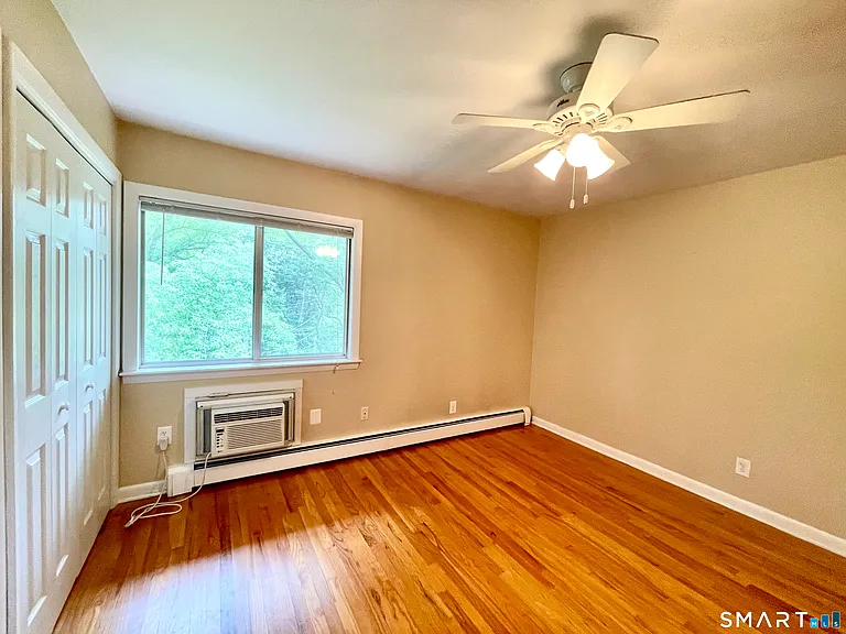 244 New Britain Ave #1 — Photo 12