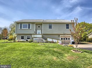 37 Burgners Mill Rd, Carlisle, PA 17015