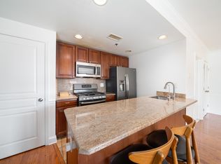 70 Adams St APT 4J, Hoboken, NJ 07030