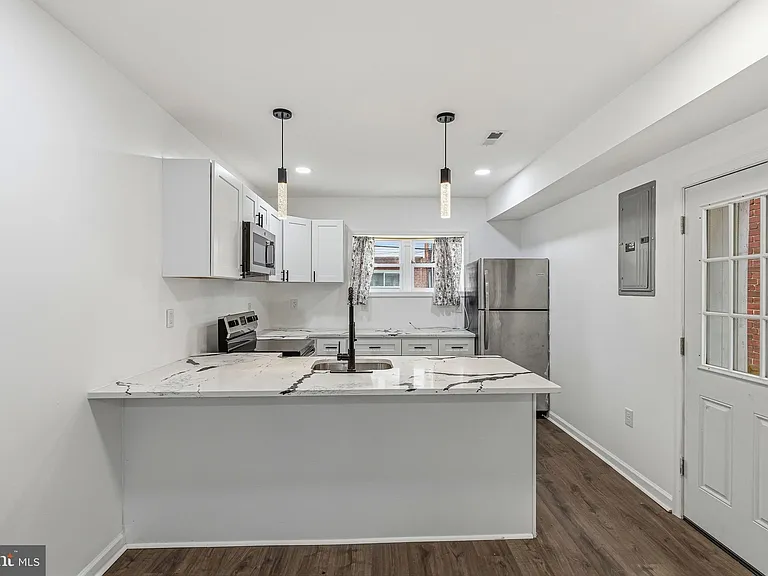 2719 N 47th St #1 — Photo 16
