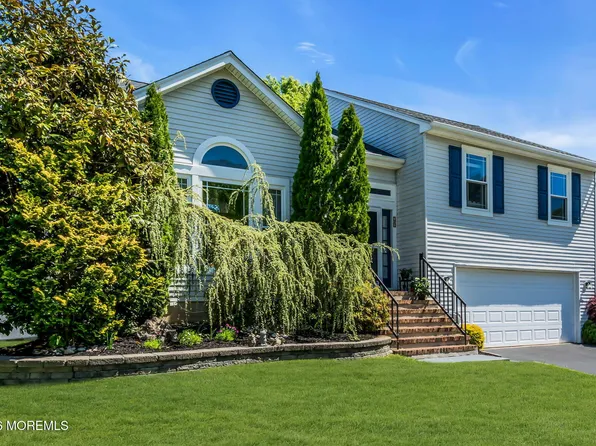 29 Marc Drive, Howell, NJ 07731