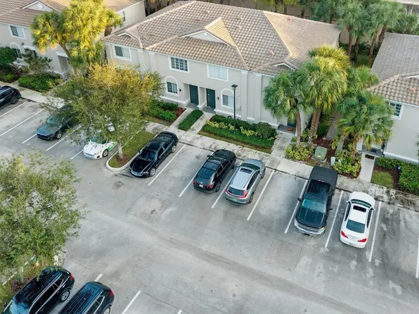 4740 NW 57th Place, Coconut Creek, FL 33073