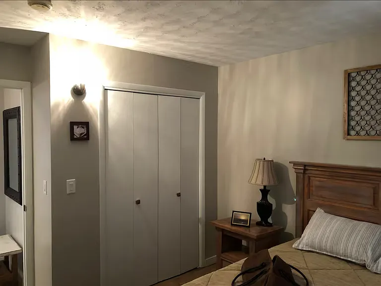 1813 Bayview Ln — Photo 7