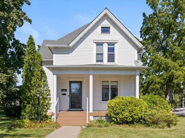 502 N Oak St, Lake City, MN 55041