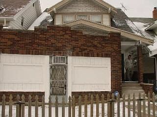 1st image of 3351 Franklin Ave