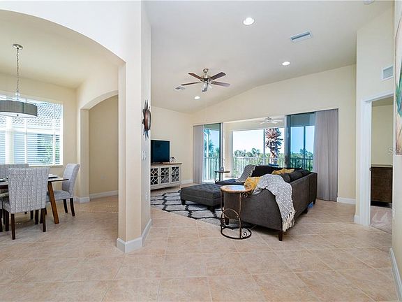 4th image of 3383 Grand Vista Ct Unit 201